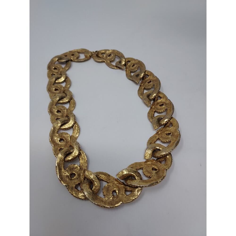 Florentine Links Statement Necklace Textured Gold Tone Ornate 18.5" Y2K Vintage - Picture 11 of 11